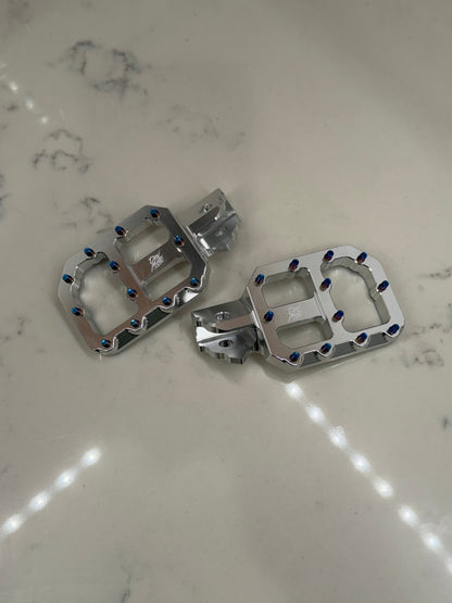 E-Moto Foot Pegs